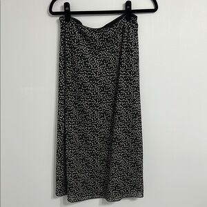 Black and White Midi Skirt with Polka Dots for Work